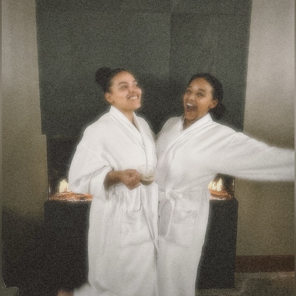 Hi✨ - Picture 2 of 3